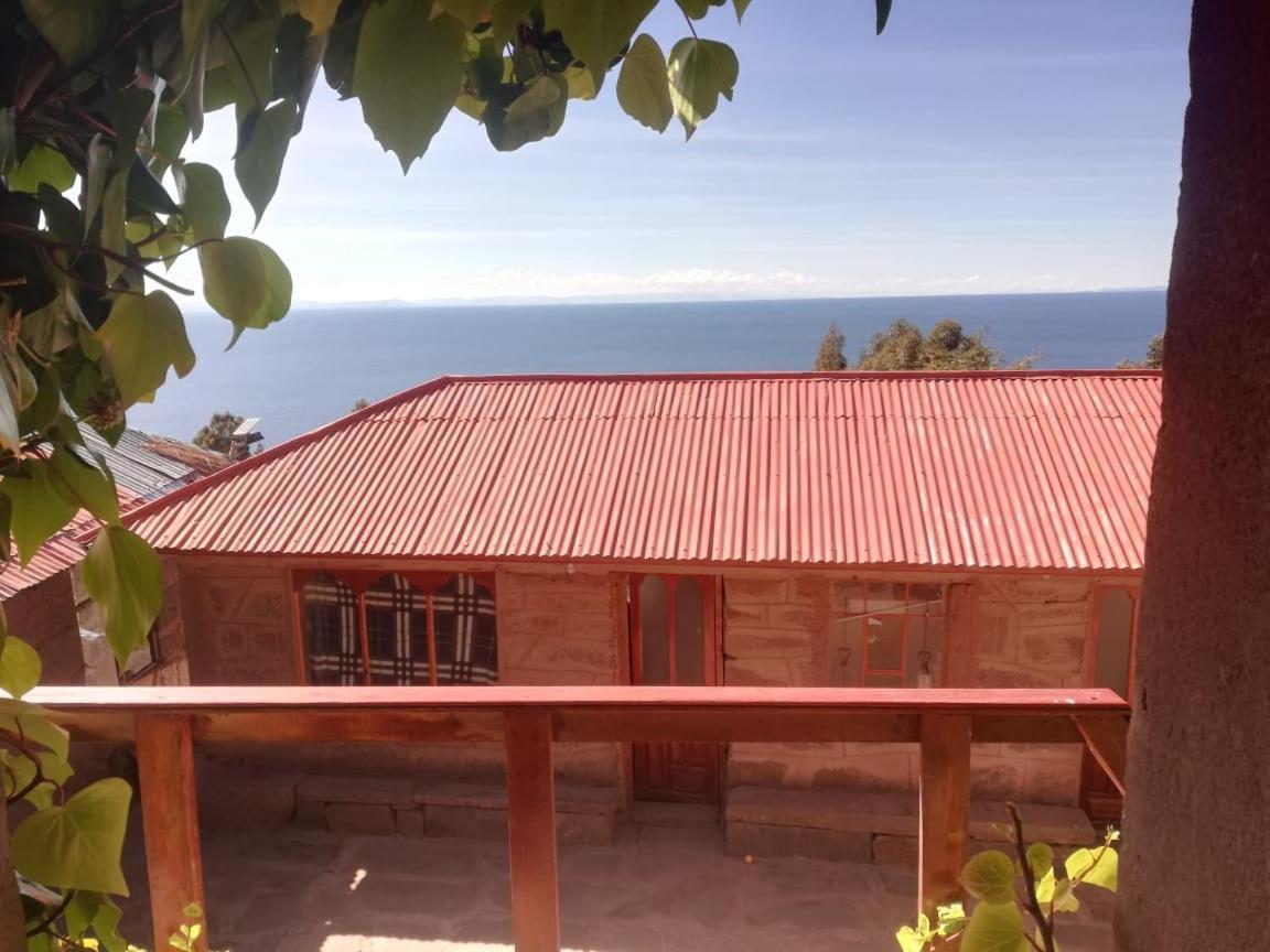 Taquile Lodge - Un Lugar De Ensueno Huillanopampa Екстер'єр фото