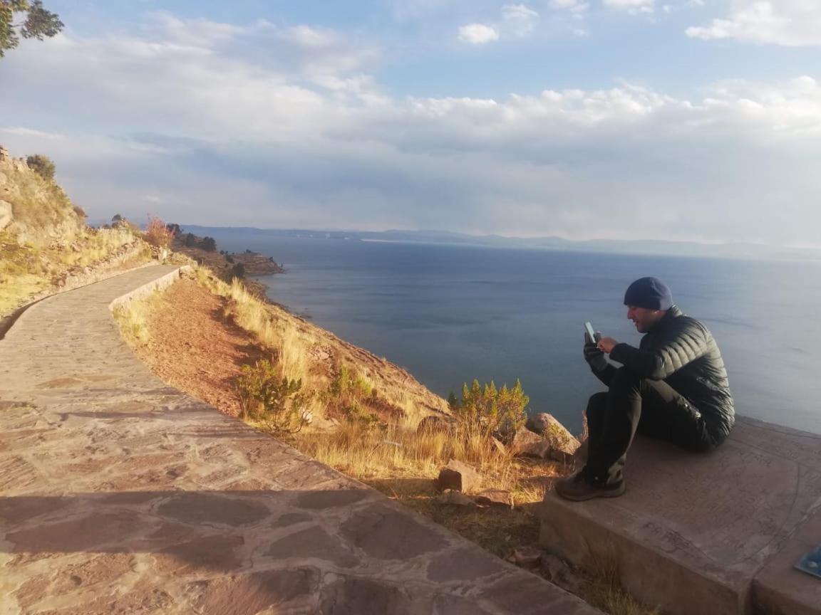 Taquile Lodge - Un Lugar De Ensueno Huillanopampa Екстер'єр фото
