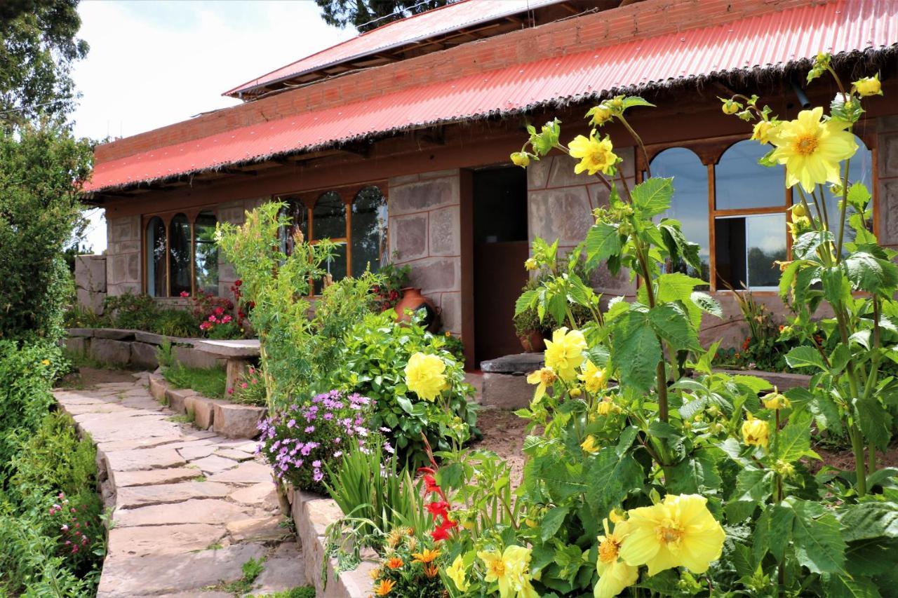 Taquile Lodge - Un Lugar De Ensueno Huillanopampa Екстер'єр фото